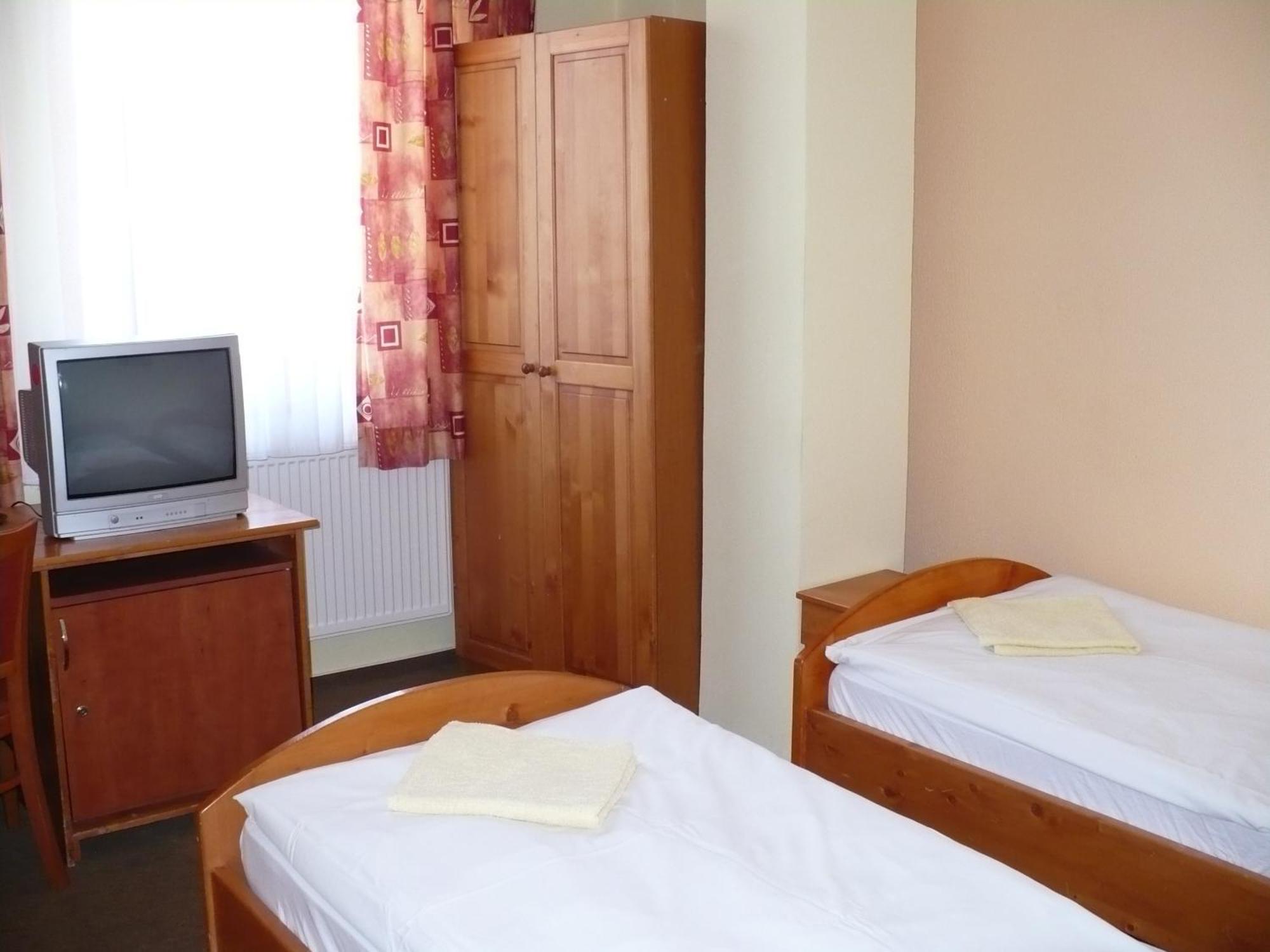 Motel Ranc Ruzomberok Exterior foto