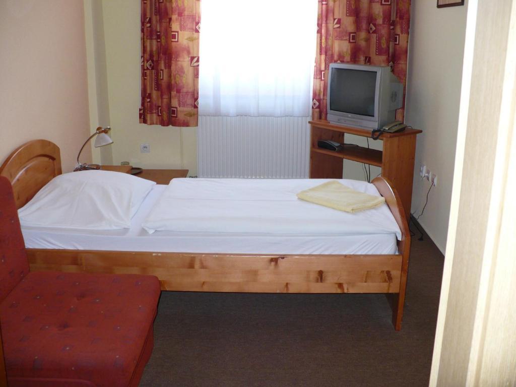 Motel Ranc Ruzomberok Zimmer foto